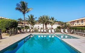 Casa Beira da praia Geribá Búzios , pés na areia